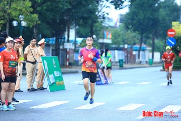 BƯỚC CHẠY CHÀO XUÂN THÀNH PHỐ QUẢNG NGÃI 2024 - Ảnh #1231695