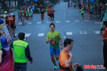 BƯỚC CHẠY CHÀO XUÂN THÀNH PHỐ QUẢNG NGÃI 2024 - Ảnh #1251211
