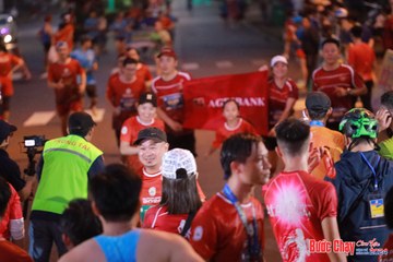 BƯỚC CHẠY CHÀO XUÂN THÀNH PHỐ QUẢNG NGÃI 2024 - Ảnh #1249609