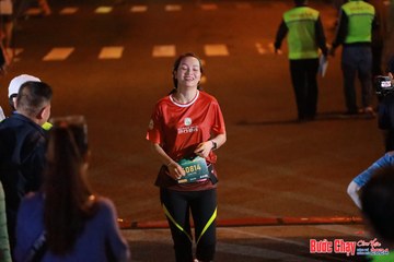 BƯỚC CHẠY CHÀO XUÂN THÀNH PHỐ QUẢNG NGÃI 2024 - Ảnh #1243923