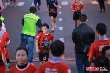 BƯỚC CHẠY CHÀO XUÂN THÀNH PHỐ QUẢNG NGÃI 2024 - Ảnh #1250320