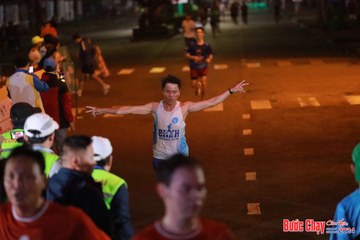 BƯỚC CHẠY CHÀO XUÂN THÀNH PHỐ QUẢNG NGÃI 2024 - Ảnh #1244050
