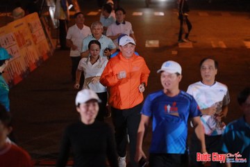 BƯỚC CHẠY CHÀO XUÂN THÀNH PHỐ QUẢNG NGÃI 2024 - Ảnh #1240026