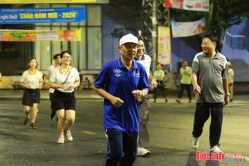 BƯỚC CHẠY CHÀO XUÂN THÀNH PHỐ QUẢNG NGÃI 2024 - Ảnh #1223600