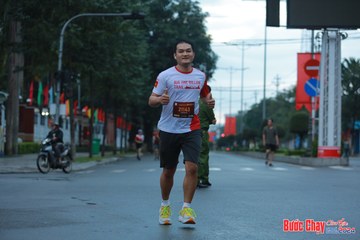 BƯỚC CHẠY CHÀO XUÂN THÀNH PHỐ QUẢNG NGÃI 2024 - Ảnh #1237162