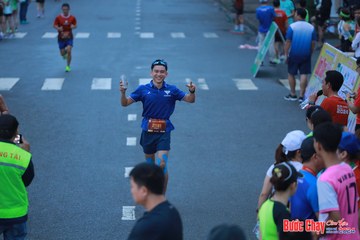 BƯỚC CHẠY CHÀO XUÂN THÀNH PHỐ QUẢNG NGÃI 2024 - Ảnh #1251366