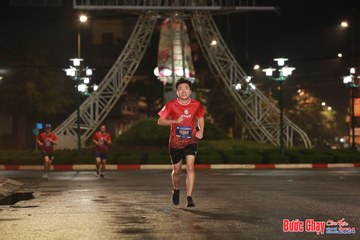 BƯỚC CHẠY CHÀO XUÂN THÀNH PHỐ QUẢNG NGÃI 2024 - Ảnh #1229224