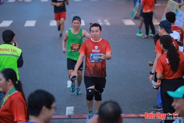 BƯỚC CHẠY CHÀO XUÂN THÀNH PHỐ QUẢNG NGÃI 2024 - Ảnh #1251072