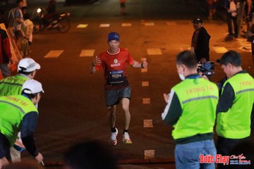 BƯỚC CHẠY CHÀO XUÂN THÀNH PHỐ QUẢNG NGÃI 2024 - Ảnh #1242496