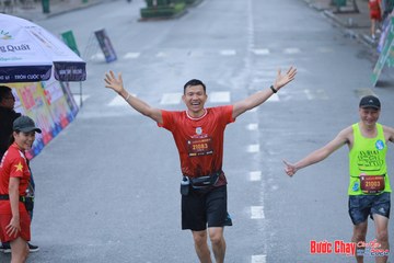 BƯỚC CHẠY CHÀO XUÂN THÀNH PHỐ QUẢNG NGÃI 2024 - Ảnh #1252386