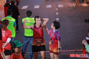 BƯỚC CHẠY CHÀO XUÂN THÀNH PHỐ QUẢNG NGÃI 2024 - Ảnh #1250094