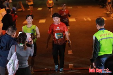 BƯỚC CHẠY CHÀO XUÂN THÀNH PHỐ QUẢNG NGÃI 2024 - Ảnh #1243305