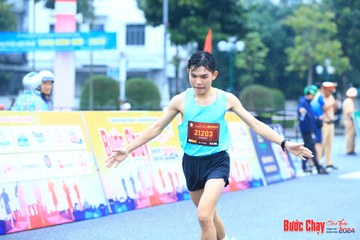 BƯỚC CHẠY CHÀO XUÂN THÀNH PHỐ QUẢNG NGÃI 2024 - Ảnh #1232747