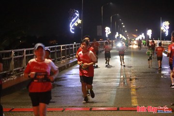 BƯỚC CHẠY CHÀO XUÂN THÀNH PHỐ QUẢNG NGÃI 2024 - Ảnh #1232727