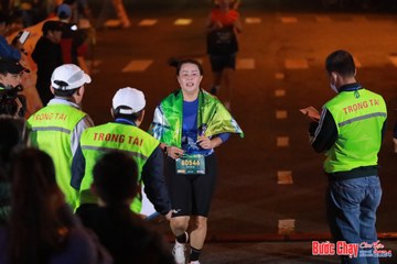 BƯỚC CHẠY CHÀO XUÂN THÀNH PHỐ QUẢNG NGÃI 2024 - Ảnh #1243663