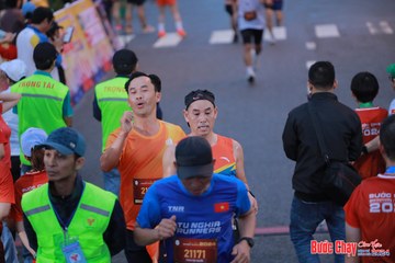BƯỚC CHẠY CHÀO XUÂN THÀNH PHỐ QUẢNG NGÃI 2024 - Ảnh #1250735
