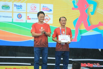 BƯỚC CHẠY CHÀO XUÂN THÀNH PHỐ QUẢNG NGÃI 2024 - Ảnh #1233495