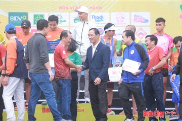 BƯỚC CHẠY CHÀO XUÂN THÀNH PHỐ QUẢNG NGÃI 2024 - Ảnh #1232078