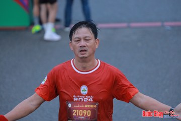 BƯỚC CHẠY CHÀO XUÂN THÀNH PHỐ QUẢNG NGÃI 2024 - Ảnh #1252010