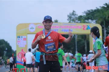 BƯỚC CHẠY CHÀO XUÂN THÀNH PHỐ QUẢNG NGÃI 2024 - Ảnh #1221203