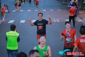 BƯỚC CHẠY CHÀO XUÂN THÀNH PHỐ QUẢNG NGÃI 2024 - Ảnh #1251084