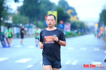 BƯỚC CHẠY CHÀO XUÂN THÀNH PHỐ QUẢNG NGÃI 2024 - Ảnh #1231837