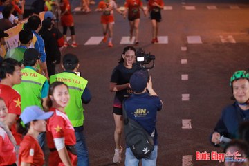 BƯỚC CHẠY CHÀO XUÂN THÀNH PHỐ QUẢNG NGÃI 2024 - Ảnh #1249736