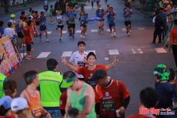 BƯỚC CHẠY CHÀO XUÂN THÀNH PHỐ QUẢNG NGÃI 2024 - Ảnh #1250223