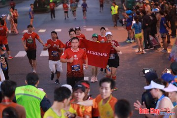 BƯỚC CHẠY CHÀO XUÂN THÀNH PHỐ QUẢNG NGÃI 2024 - Ảnh #1249962
