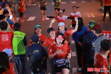 BƯỚC CHẠY CHÀO XUÂN THÀNH PHỐ QUẢNG NGÃI 2024 - Ảnh #1249830