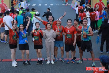 BƯỚC CHẠY CHÀO XUÂN THÀNH PHỐ QUẢNG NGÃI 2024 - Ảnh #1251675