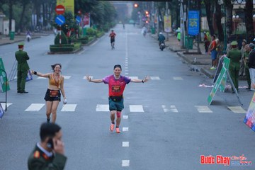 BƯỚC CHẠY CHÀO XUÂN THÀNH PHỐ QUẢNG NGÃI 2024 - Ảnh #1252174