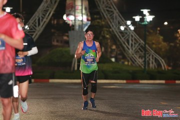 BƯỚC CHẠY CHÀO XUÂN THÀNH PHỐ QUẢNG NGÃI 2024 - Ảnh #1229095