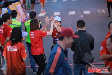 BƯỚC CHẠY CHÀO XUÂN THÀNH PHỐ QUẢNG NGÃI 2024 - Ảnh #1250466