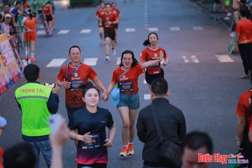 BƯỚC CHẠY CHÀO XUÂN THÀNH PHỐ QUẢNG NGÃI 2024 - Ảnh #1250622