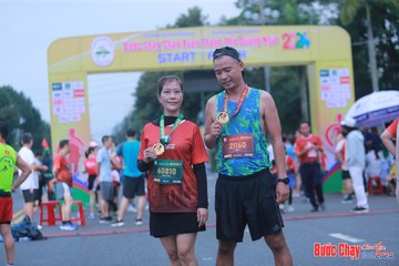 BƯỚC CHẠY CHÀO XUÂN THÀNH PHỐ QUẢNG NGÃI 2024 - Ảnh #1221123
