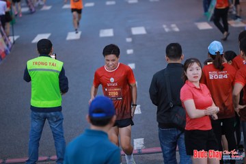 BƯỚC CHẠY CHÀO XUÂN THÀNH PHỐ QUẢNG NGÃI 2024 - Ảnh #1250757