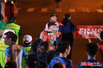 BƯỚC CHẠY CHÀO XUÂN THÀNH PHỐ QUẢNG NGÃI 2024 - Ảnh #1246571