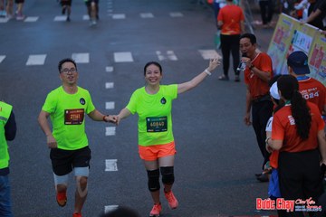 BƯỚC CHẠY CHÀO XUÂN THÀNH PHỐ QUẢNG NGÃI 2024 - Ảnh #1251004