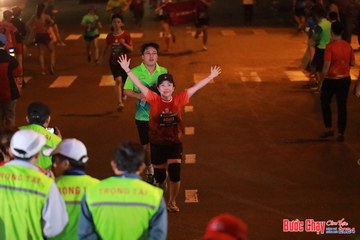 BƯỚC CHẠY CHÀO XUÂN THÀNH PHỐ QUẢNG NGÃI 2024 - Ảnh #1248324