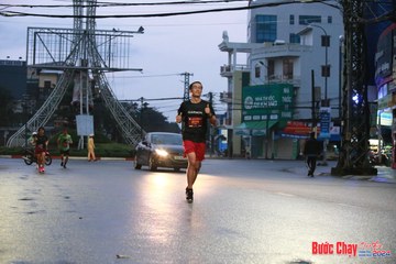 BƯỚC CHẠY CHÀO XUÂN THÀNH PHỐ QUẢNG NGÃI 2024 - Ảnh #1230298