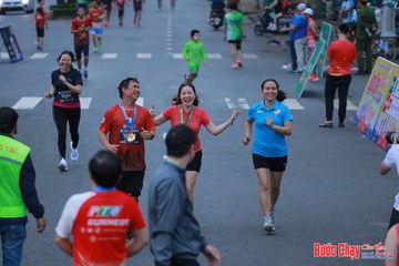 BƯỚC CHẠY CHÀO XUÂN THÀNH PHỐ QUẢNG NGÃI 2024 - Ảnh #1251868