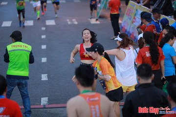 BƯỚC CHẠY CHÀO XUÂN THÀNH PHỐ QUẢNG NGÃI 2024 - Ảnh #1250918