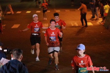 BƯỚC CHẠY CHÀO XUÂN THÀNH PHỐ QUẢNG NGÃI 2024 - Ảnh #1245236