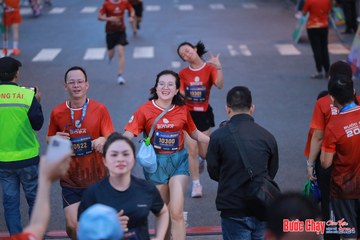 BƯỚC CHẠY CHÀO XUÂN THÀNH PHỐ QUẢNG NGÃI 2024 - Ảnh #1250632