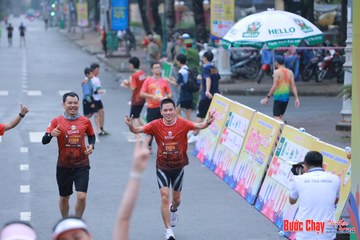BƯỚC CHẠY CHÀO XUÂN THÀNH PHỐ QUẢNG NGÃI 2024 - Ảnh #1252215