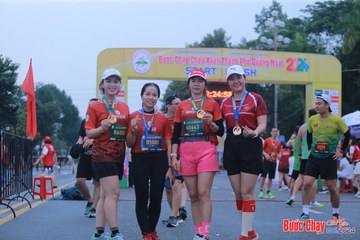 BƯỚC CHẠY CHÀO XUÂN THÀNH PHỐ QUẢNG NGÃI 2024 - Ảnh #1221625