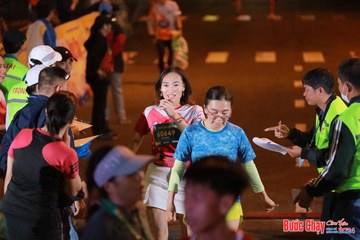 BƯỚC CHẠY CHÀO XUÂN THÀNH PHỐ QUẢNG NGÃI 2024 - Ảnh #1243080