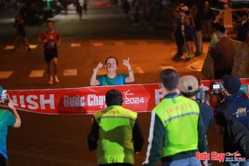 BƯỚC CHẠY CHÀO XUÂN THÀNH PHỐ QUẢNG NGÃI 2024 - Ảnh #1242798