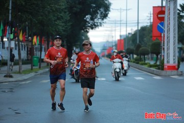 BƯỚC CHẠY CHÀO XUÂN THÀNH PHỐ QUẢNG NGÃI 2024 - Ảnh #1237075